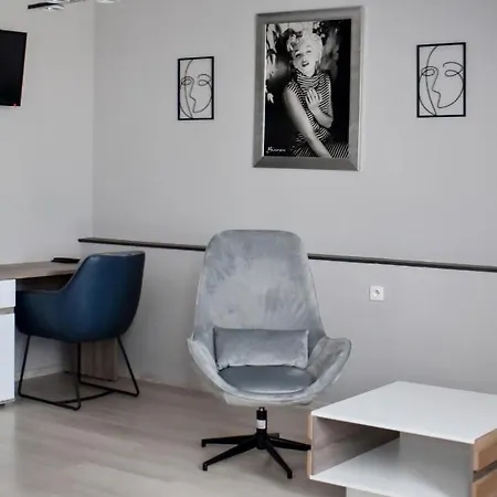 Jarzebinowy & Hotell