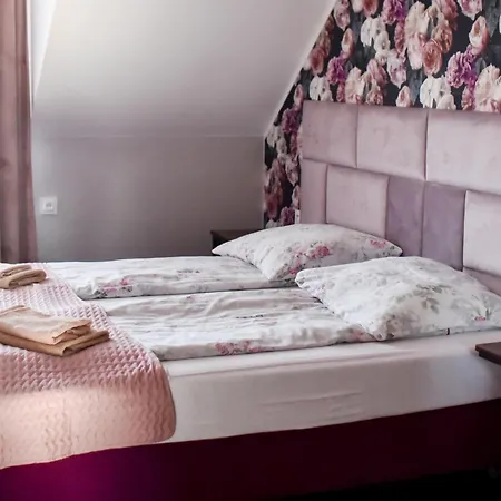 Jarzebinowy & Szálloda Braniewo