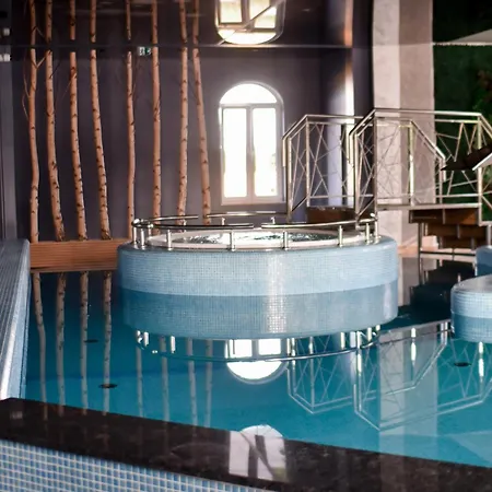 Jarzebinowy & Hotell *